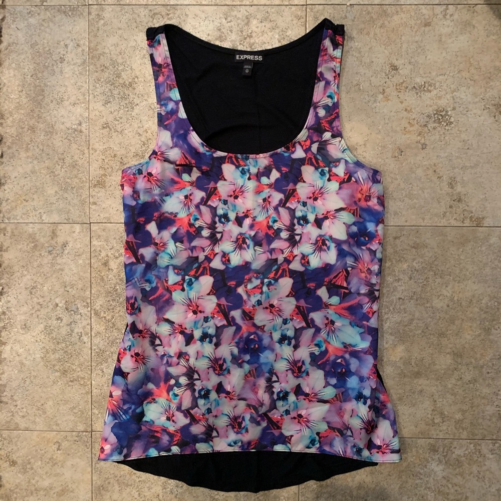 SALE❗️ Like New! EXPRESS Bright Floral Tank Top - Picture 4 of 10